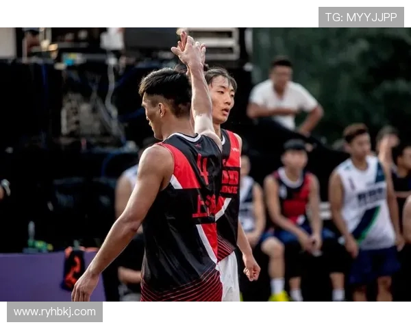 对话张磊:回顾篮球生涯的荣耀与挑战分享 对话张磊:回顾篮球生涯的荣耀与挑战分享