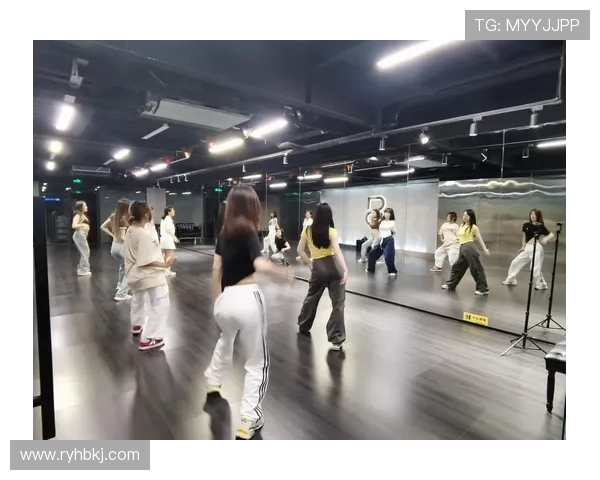 广州街舞队荣登街舞战术排行榜第十名引发热议与关注 广州街舞队荣登街舞战术排行榜第十名引发热议与关注