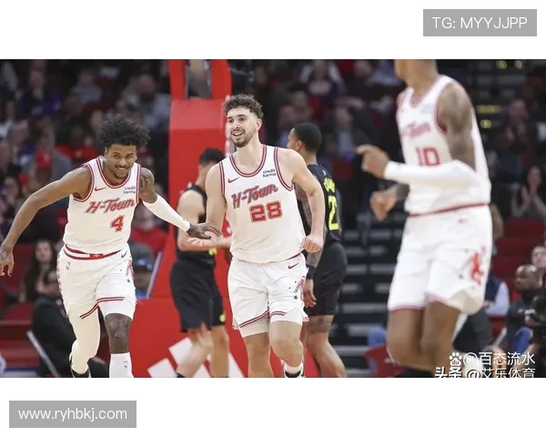 火箭对阵爵士精彩直播全程回放与赛后分析尽在这里