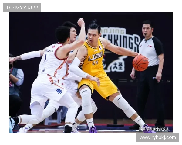 上海足球队在选拔赛积分榜上以85分稳居第一名展现强劲实力 上海足球队在选拔赛积分榜上以85分稳居第一名展现强劲实力