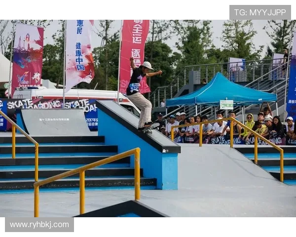 广州滑板队在全国滑板配合排行榜中荣获第九名的辉煌成就